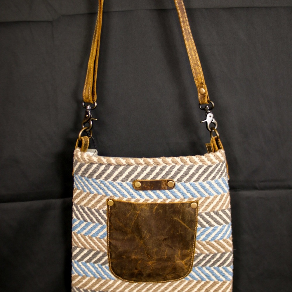 Chevron Patterned Shoulder Bag